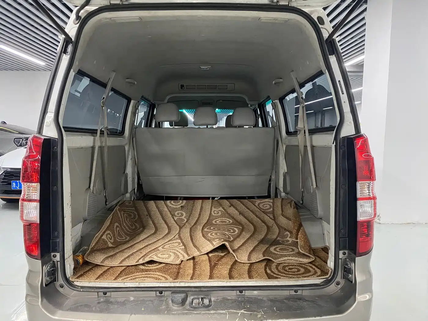 Фото 13 - Jinbei New Hiace X30L