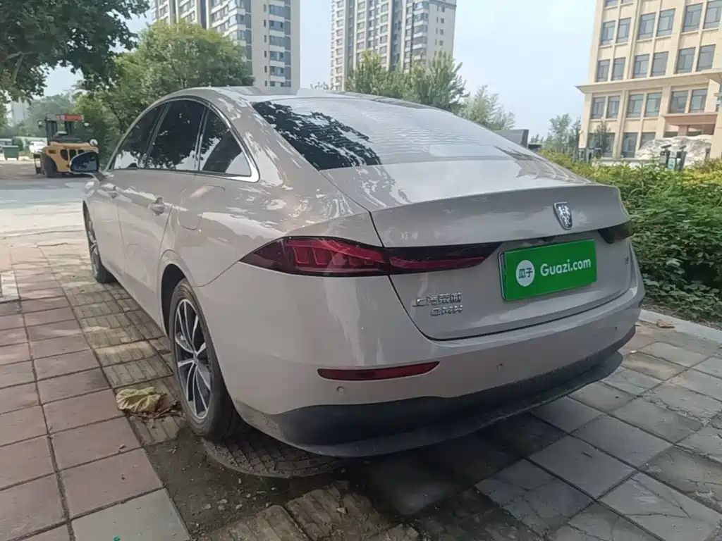 Roewe D7 2025 2025 DMH 125km World Champion Edition
