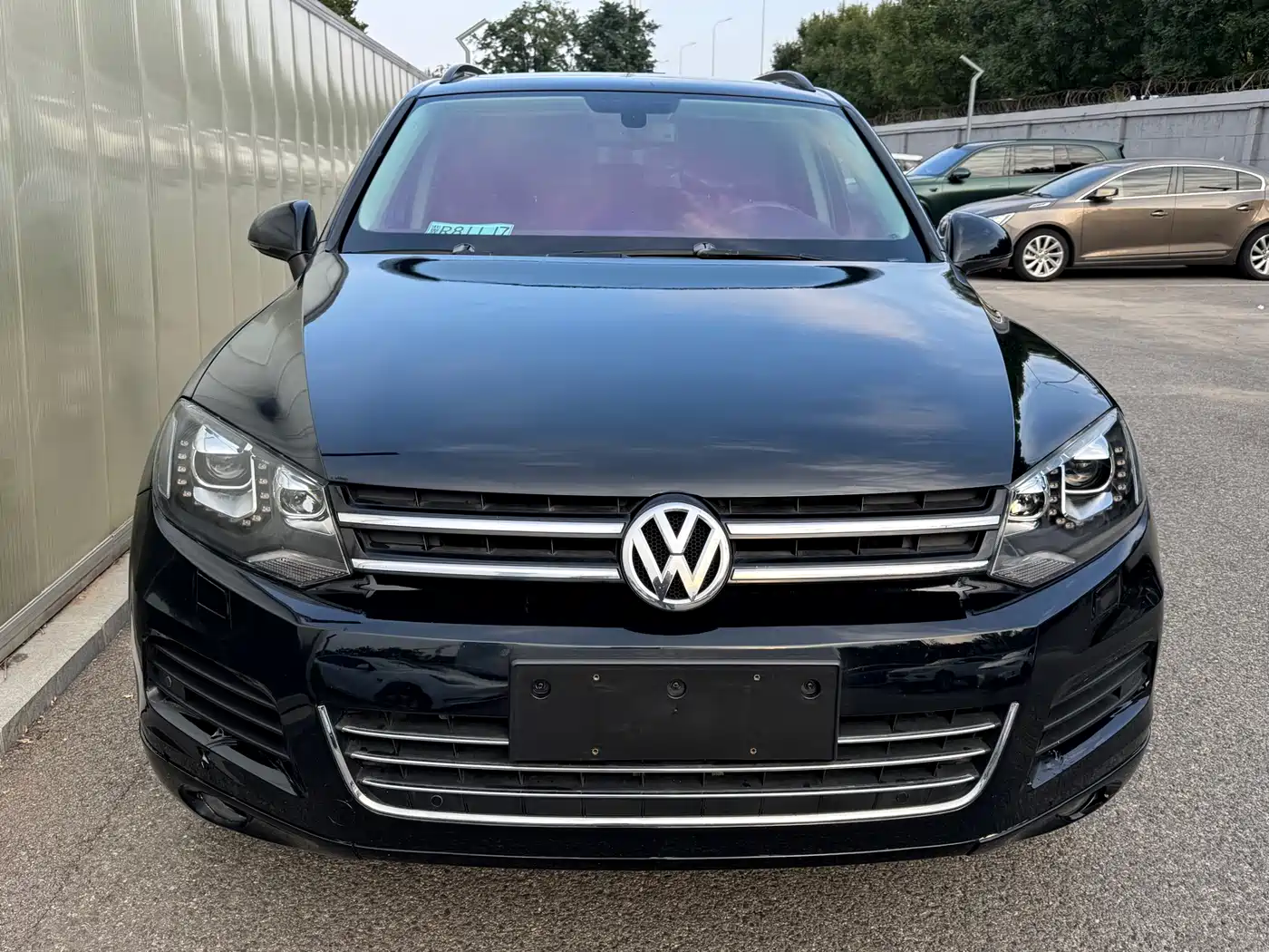 Volkswagen Touareg 2014 2011 3.0TSI Standard