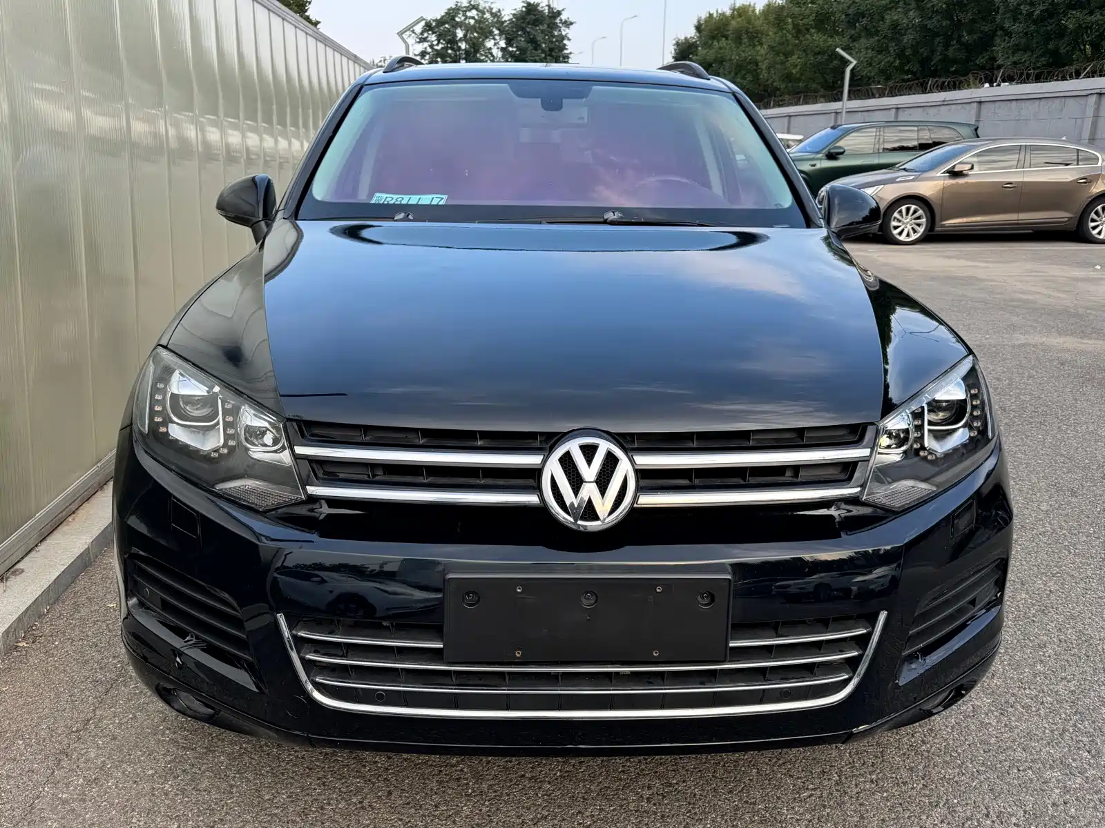 Фото 2 - Volkswagen Touareg