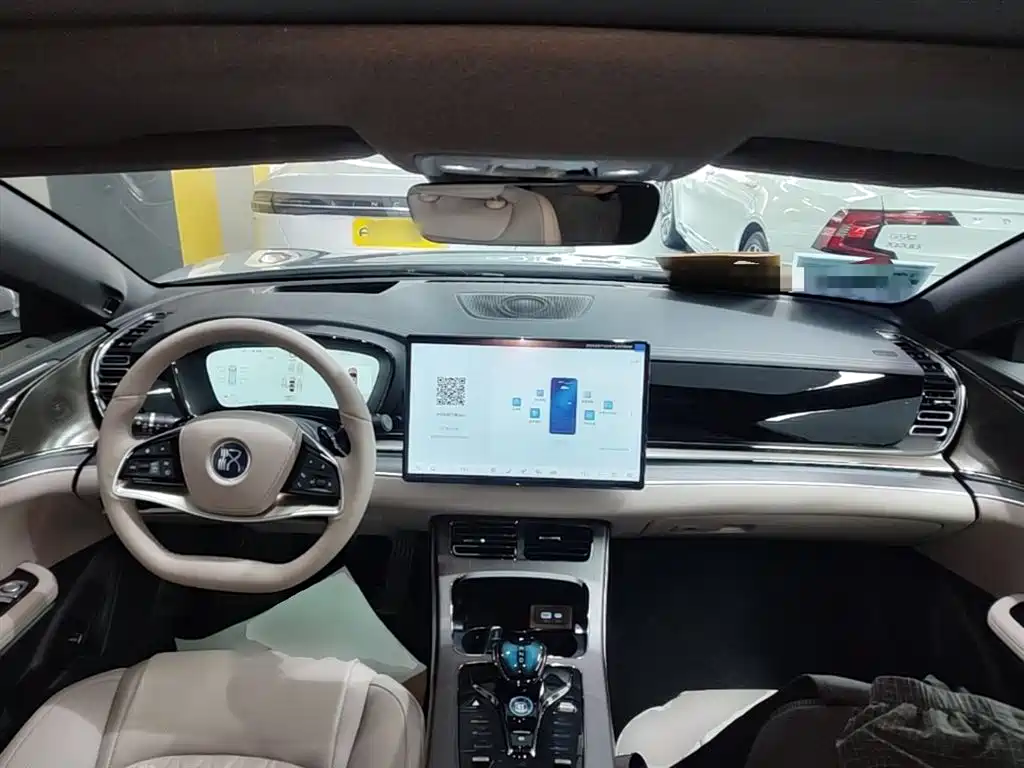 BYD Han 2025 DM-i Smart Driving Edition 125KM LiDAR Flagship фото 10