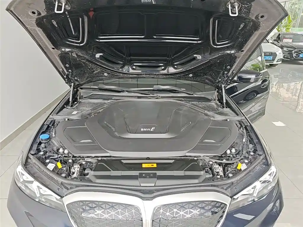 BMW i3 2025 eDrive 35 L фото 20