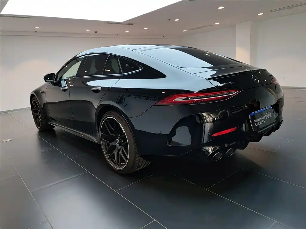 MERCEDES-BENZ AMG GT