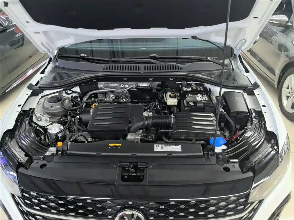 Volkswagen Lavida 2024 Model 1.5L Automatic Starlight 5 Million Edition фото 20