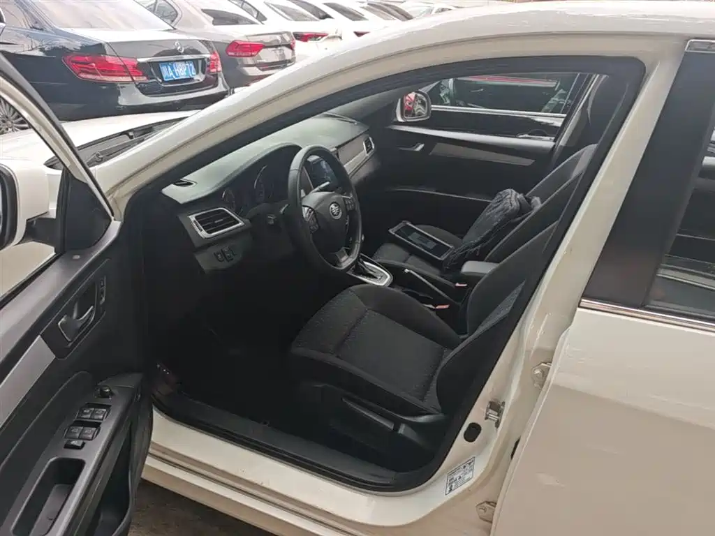 Besturn B30 2017 2016 1.6L Automatic Luxury