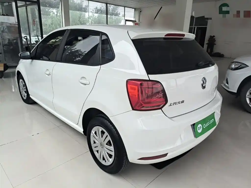 Volkswagen Polo 2018 1.5L Auto Safe Drive фото 5