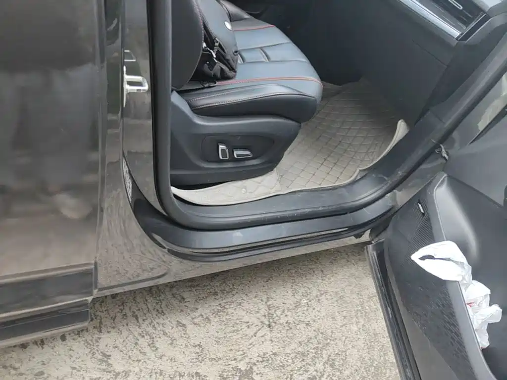 Roewe RX5 MAX 2022 2022 2.0T Automatic Supreme Edition