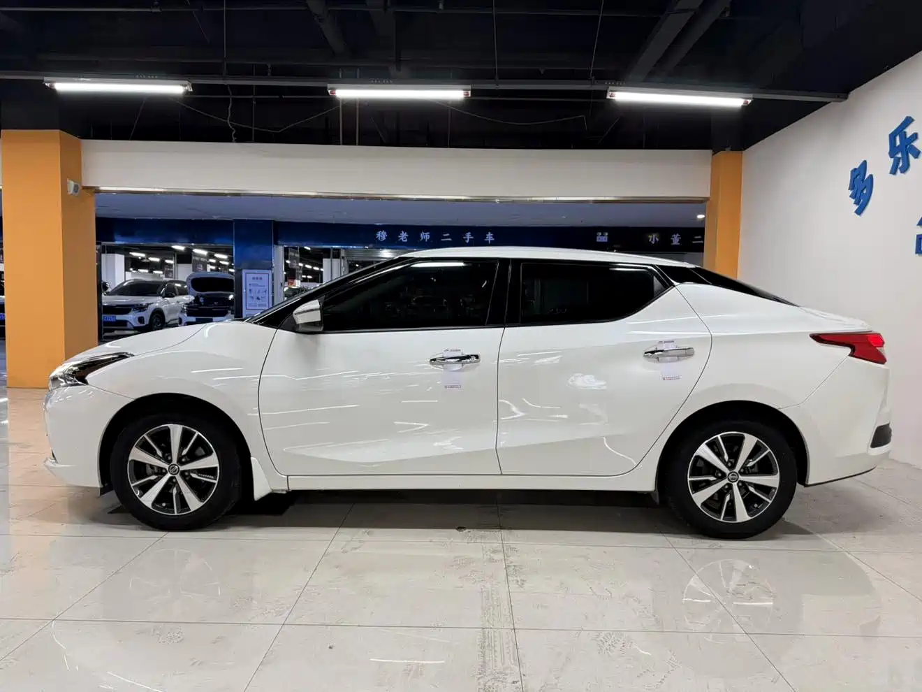 Nissan Bluebird 2022 2021 1.6L CVT Cool Edition