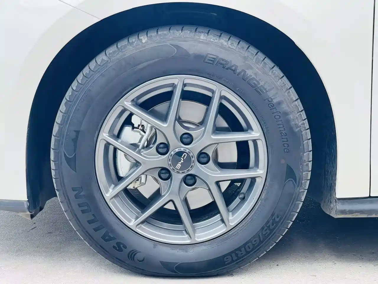 BYD Seal 06 New Energy 2024 DM-i 80KM Luxury фото 12