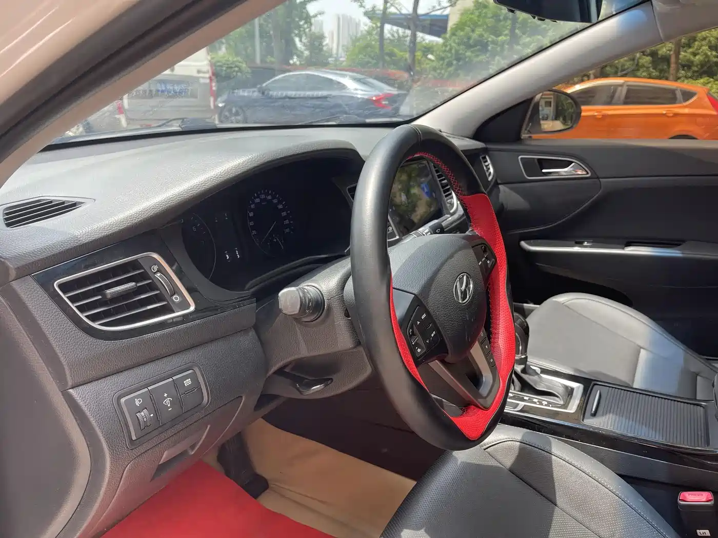 Hyundai Mistra 2014 1.8L Auto Smart GLS фото 4