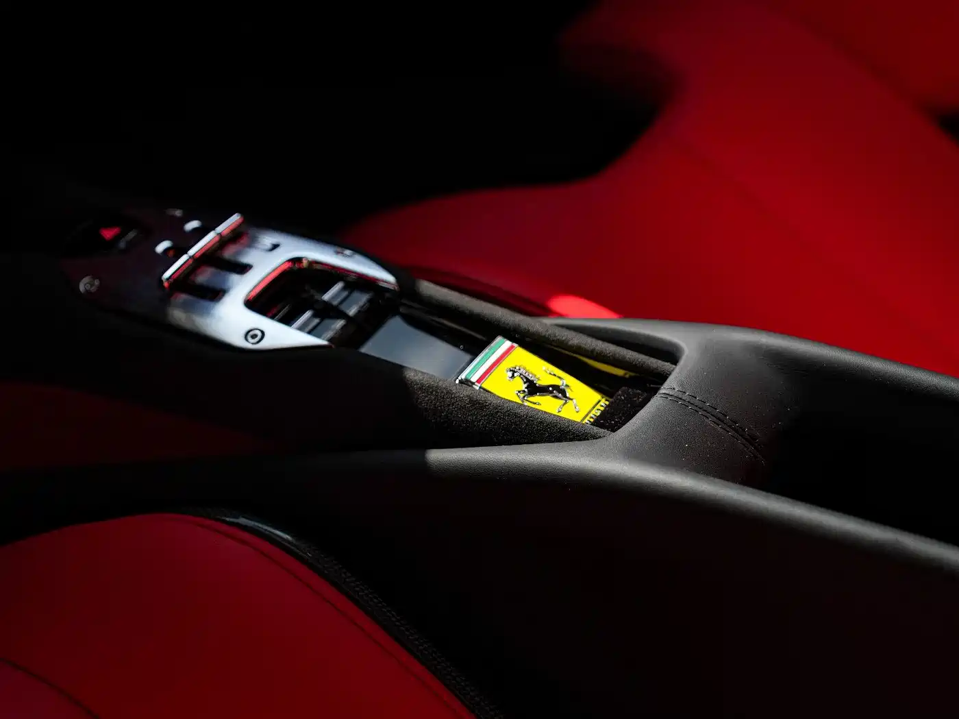 Ferrari 296 2023 2021 3.0T V6 GTB