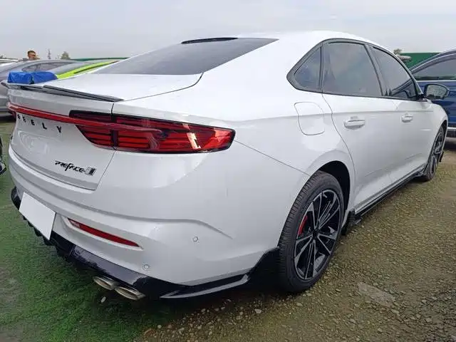 Фото 5 - Geely Preface