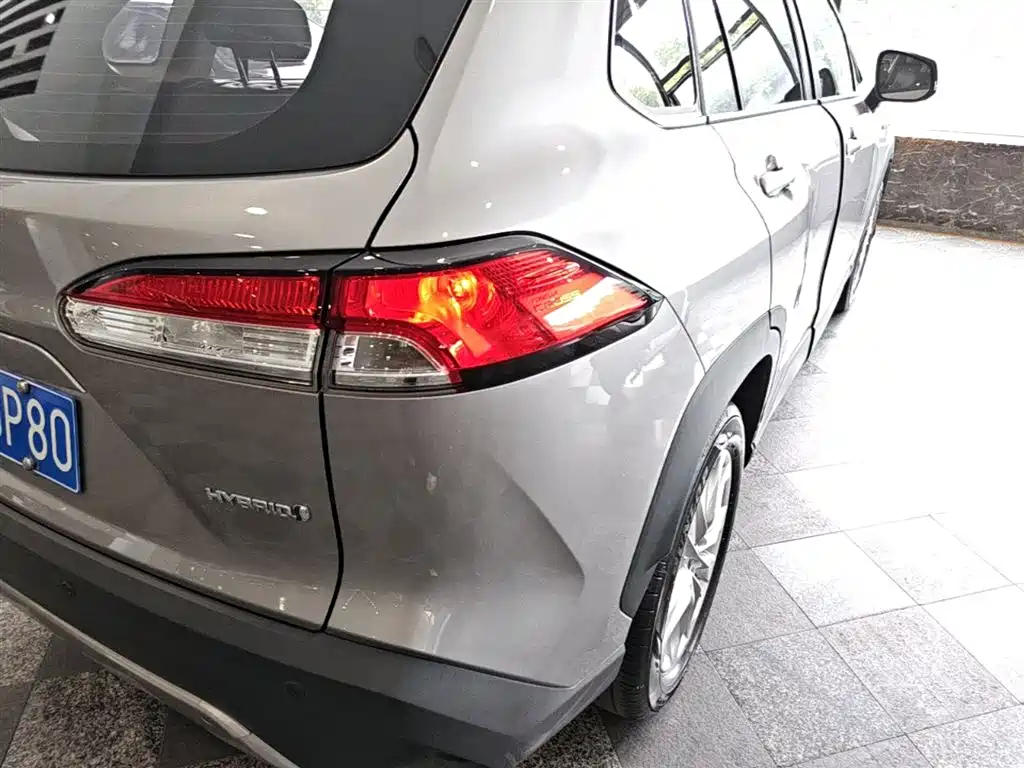 Toyota Corolla Cross 2023 Hybrid 2.0L Pioneer Edition фото 8