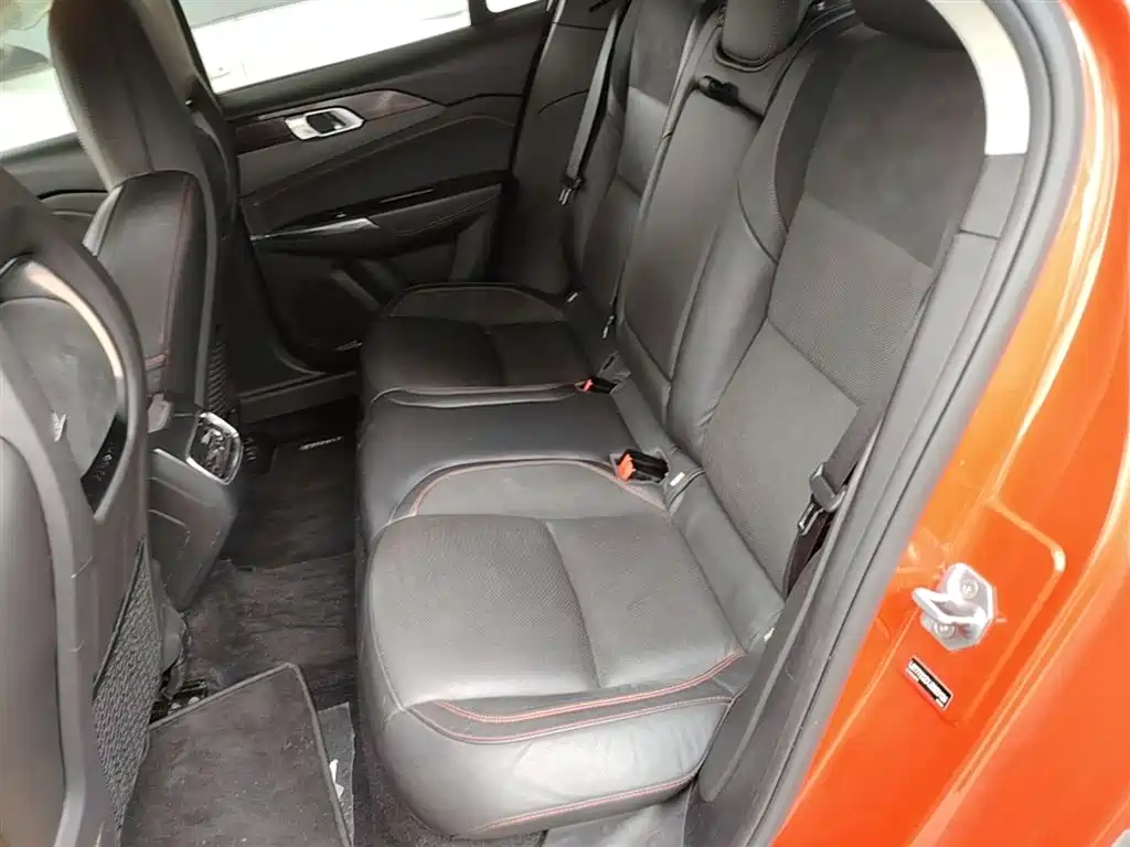 Lynk & Co 02 2018 1.5T DCT 2WD Power Edition China V фото 17
