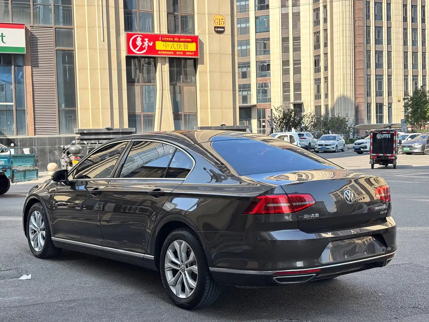 Volkswagen Magotan 2017 330TSI DSG Luxury фото 9