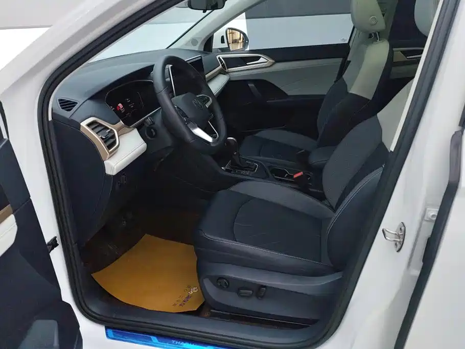 Volkswagen Tharu 2025 2024 300TSI 2WD Full Moon Edition