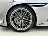 Фото 14 - Aston Martin DB12