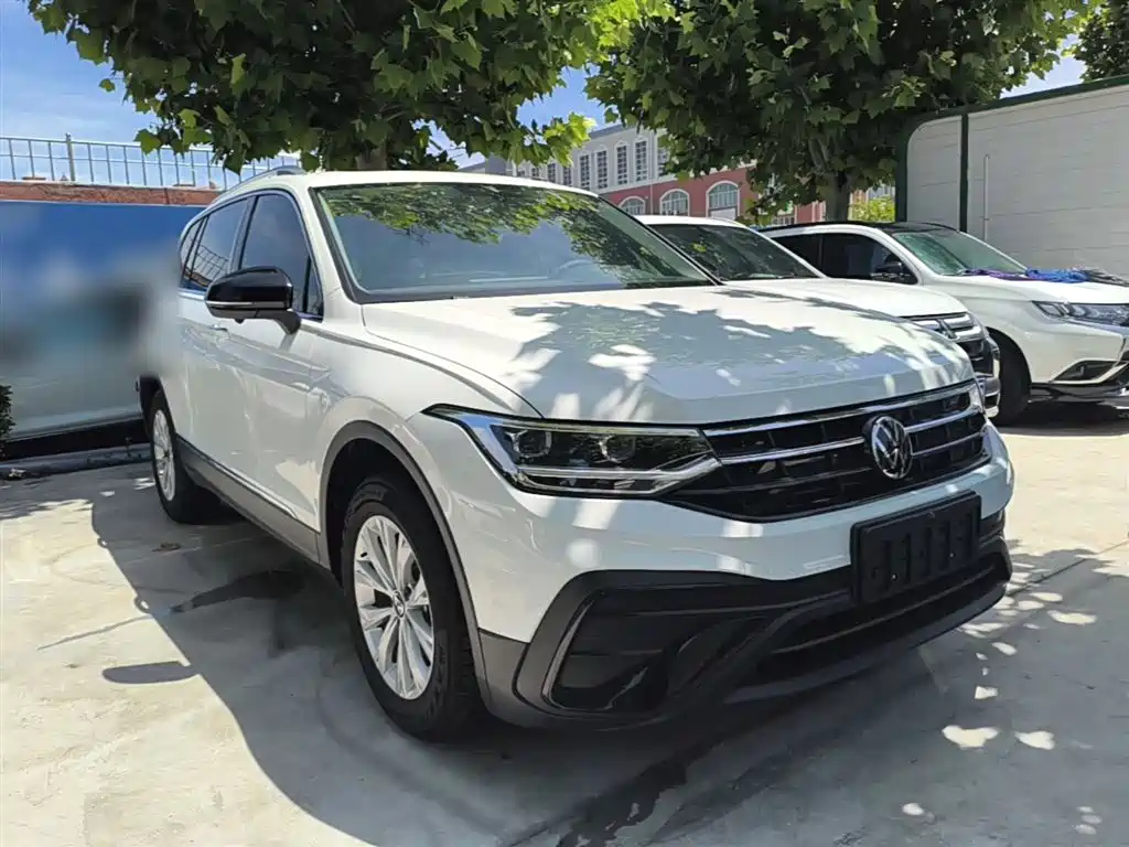 Volkswagen Tiguan L 2024 Outstanding 300TSI Auto 2WD Dragon Soaring Edition фото 4