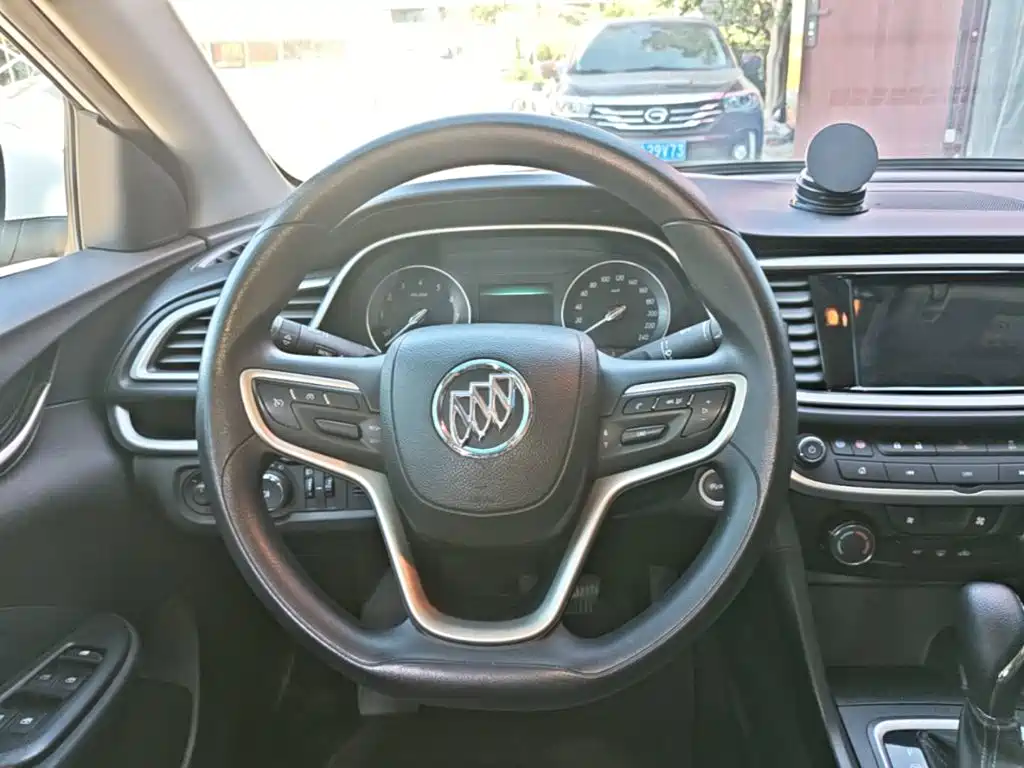 Фото 11 - Buick Excelle
