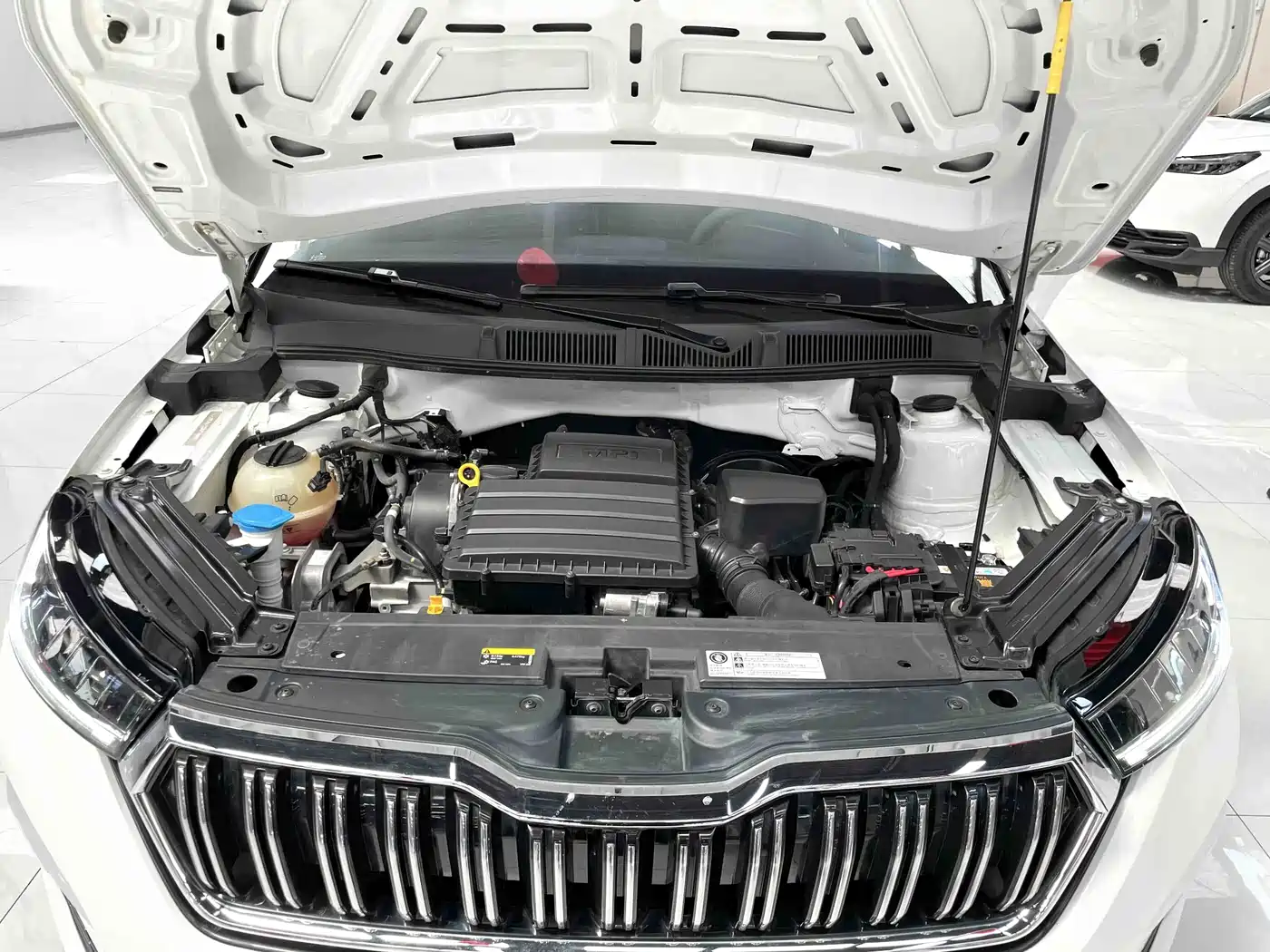Škoda Kamiq 2022 GT 1.5L Automatic Ultimate Edition фото 14