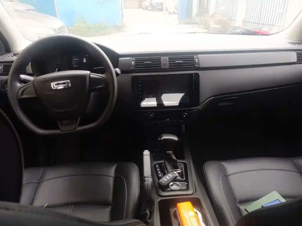Qoros 3 2019 2018 Sedan 1.6L Auto Leading