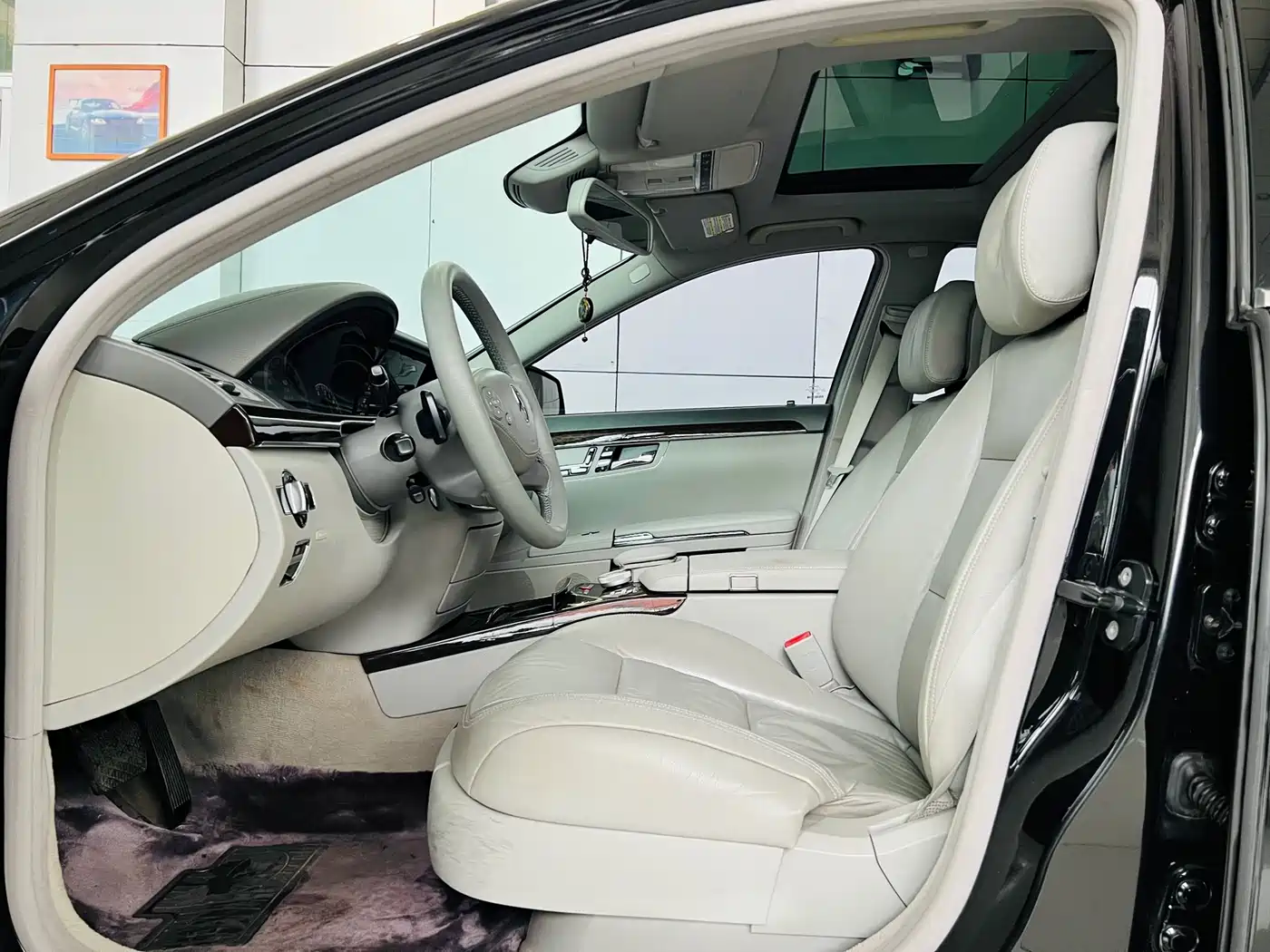 Mercedes-Benz S-Class 2010 S 300 L Business фото 9