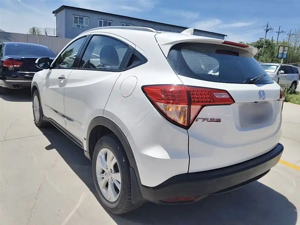 Honda Vezel 2015 2015 1.5L CVT 2WD Comfort