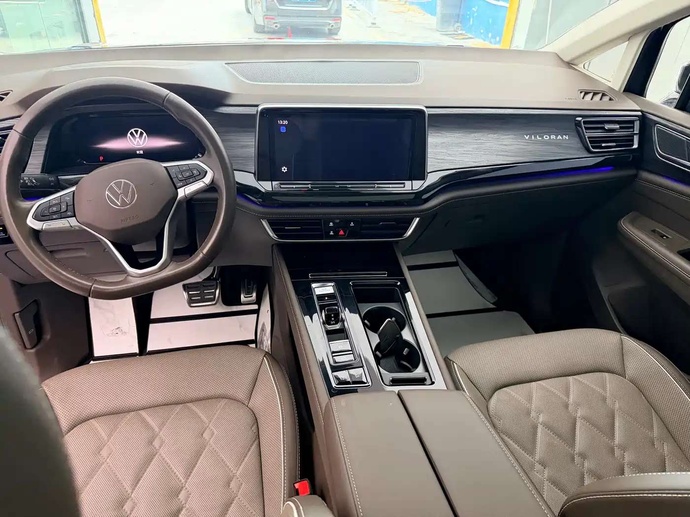 Volkswagen Viloran 2024 380TSI Prestige Edition фото 33