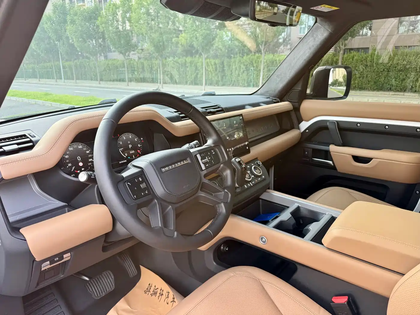 Land Rover Defender 2025 2025 110 3.0T P400 -Dynamic HSE