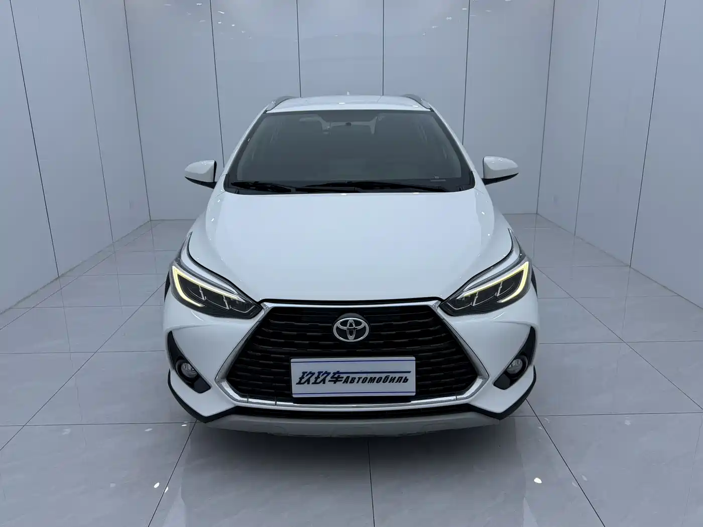 Toyota YARiS L Zhi Xuan 2022 Zhi Xuan X 1.5L CVT Luxury PLUS Edition фото 2