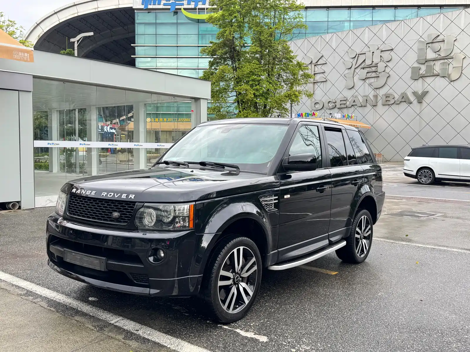 Photo 1 - Land Rover Range Rover Sport