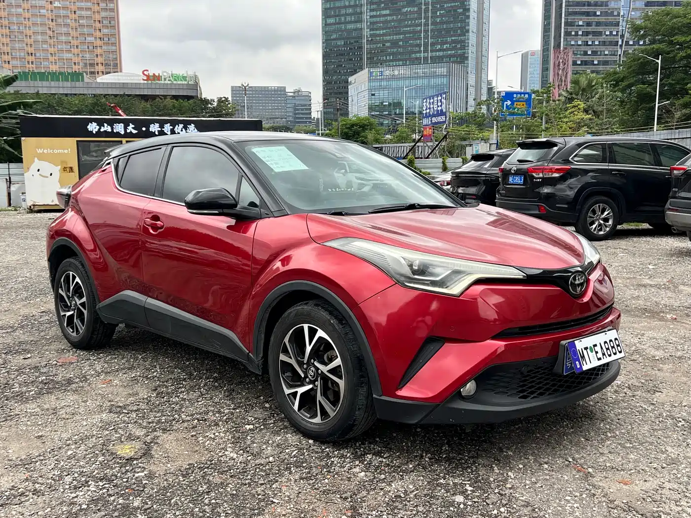 Toyota C-HR 2018 Model 2.0L Luxury Sunroof Version China V