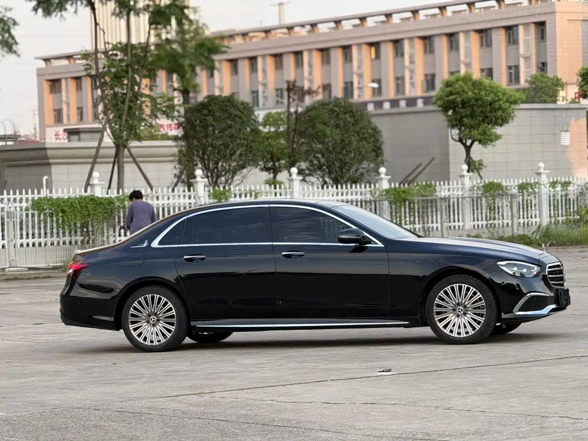 Mercedes-Benz E-Class 2021 E 300 L Luxury фото 12