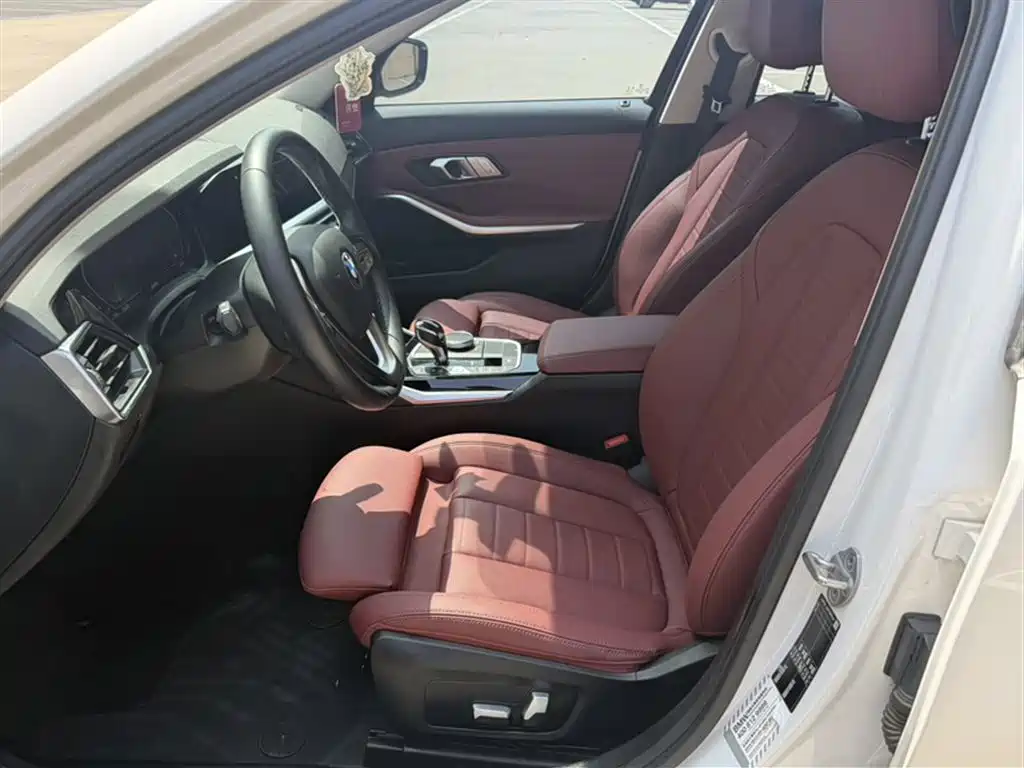 BMW 3 Series 2021 Facelift 320i Sport Package фото 19