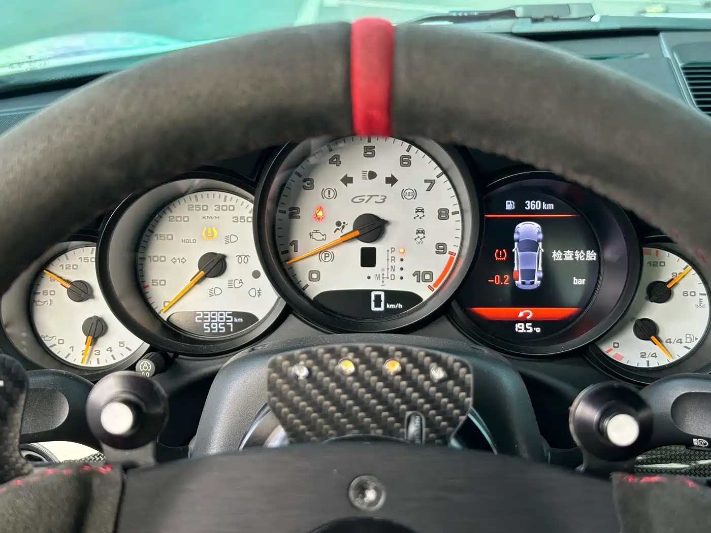Porsche 911 2018 GT3 4.0L фото 26