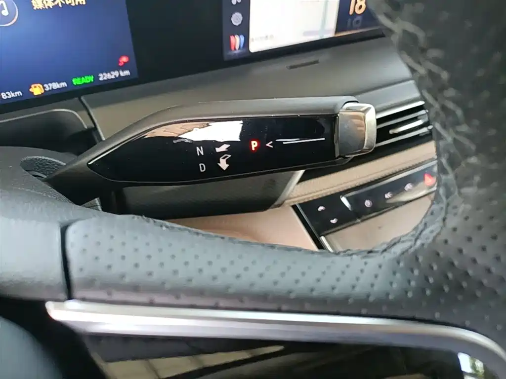 Buick GL8 New Energy 2025 Land Honor Premium Edition 7-Seater фото 14
