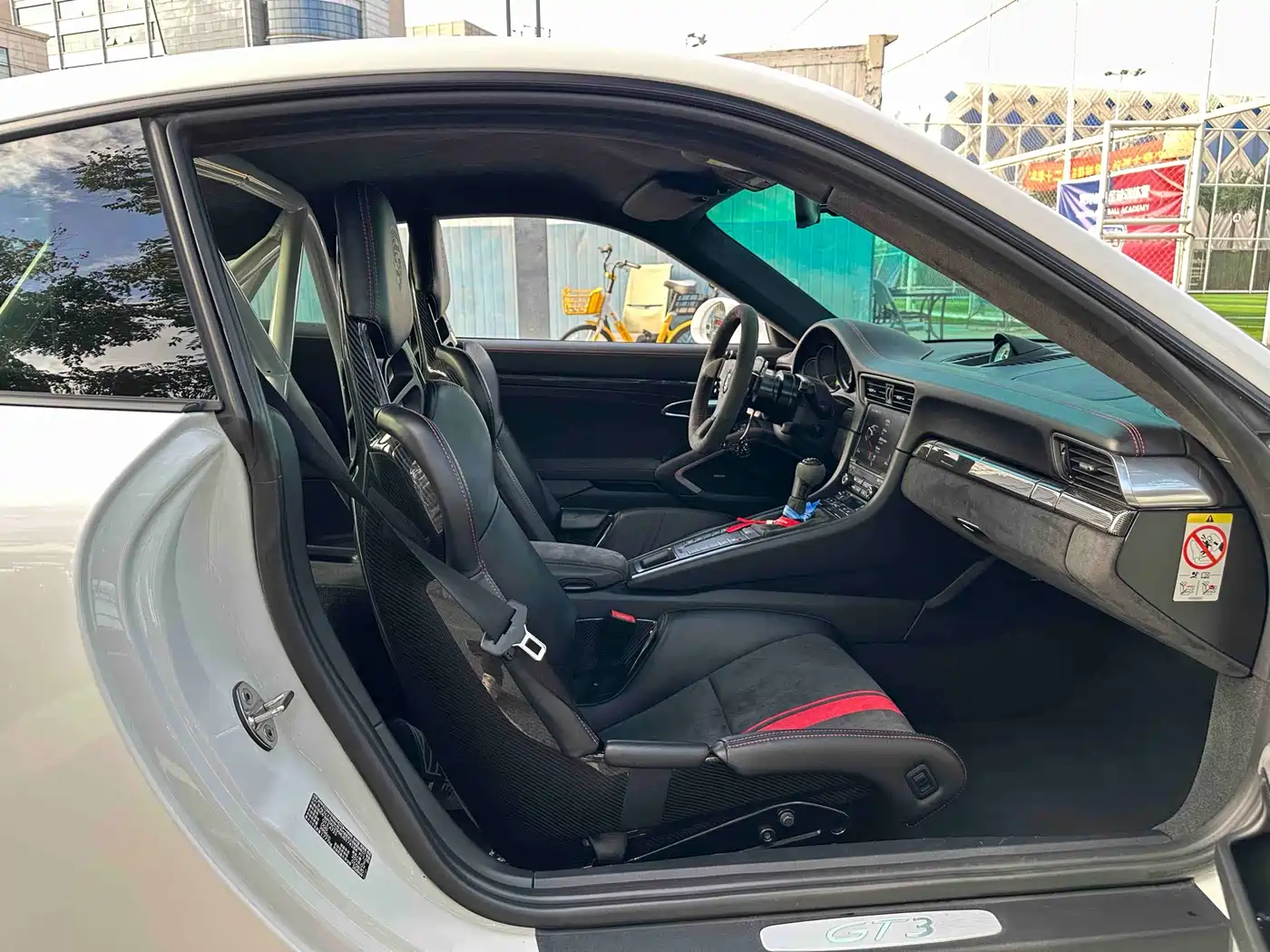 Porsche 911 2018 GT3 4.0L фото 13
