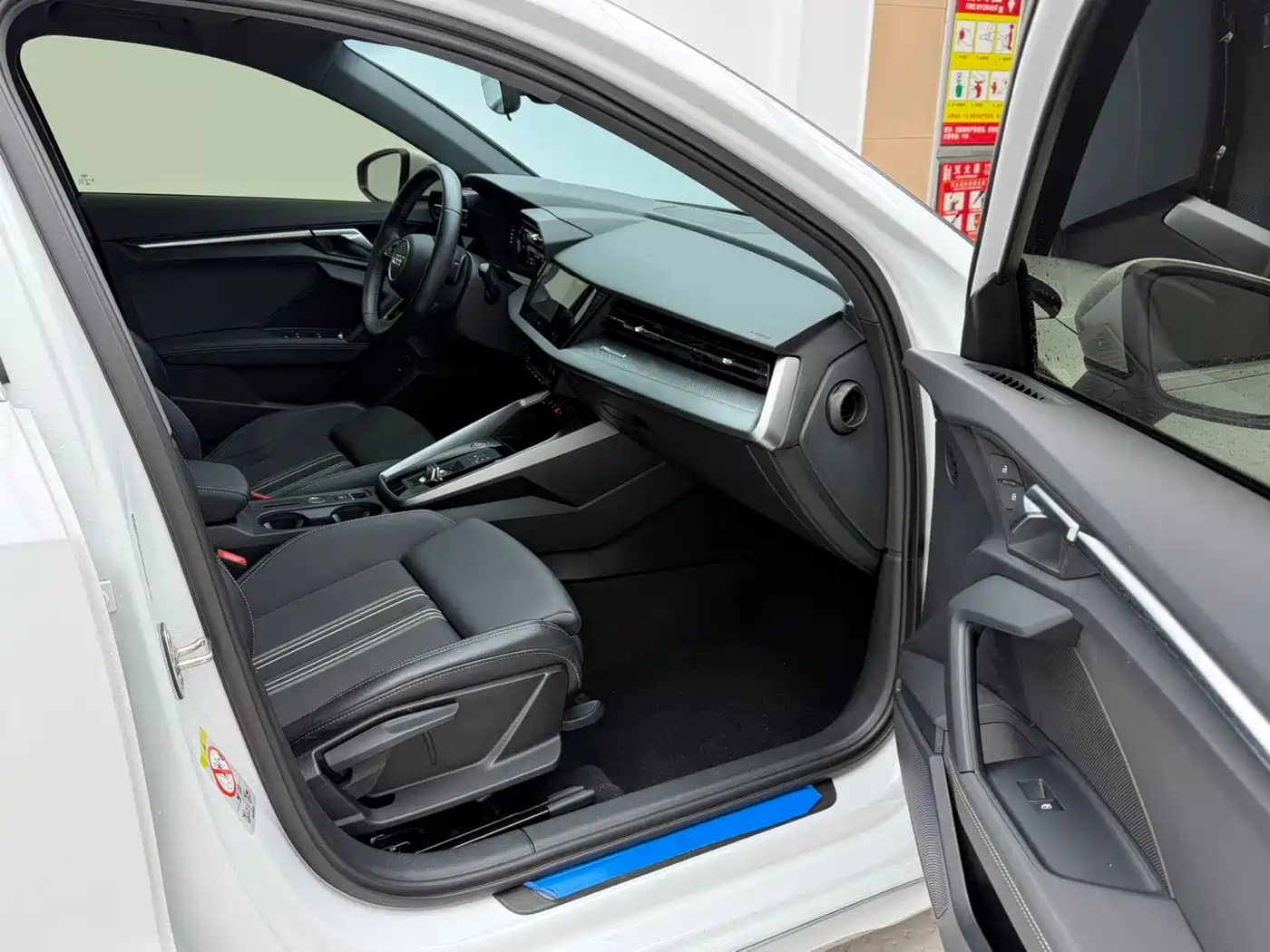 Audi A3 2023 Facelift Sportback 35 TFSI Fashion Sport фото 12