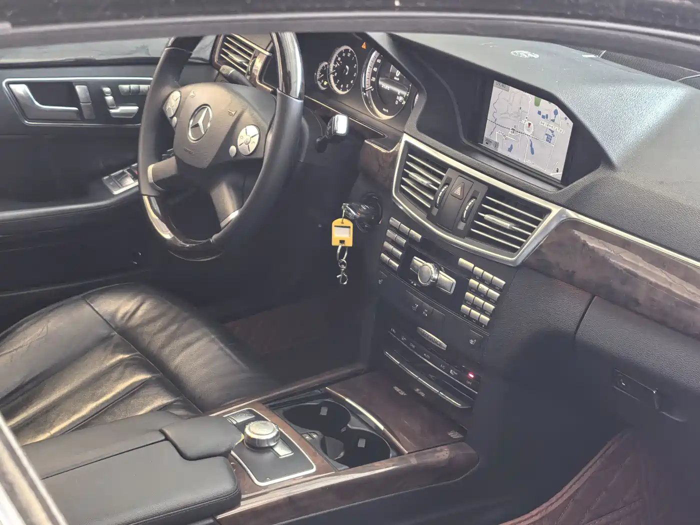 Mercedes-Benz E-Class 2013 E 300 L Fashion Luxury фото 4