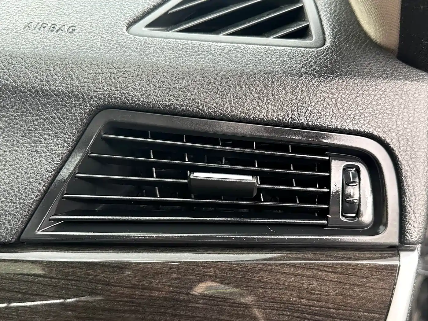 BMW 5 Series 2014 525Li Luxury Design Package фото 8