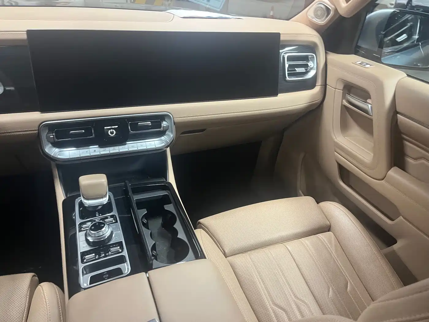 BAIC ORV Beijing Off-Road BJ60 Leiting 2024 Model Magic Core E-Drive Advanced 7-Seater фото 18