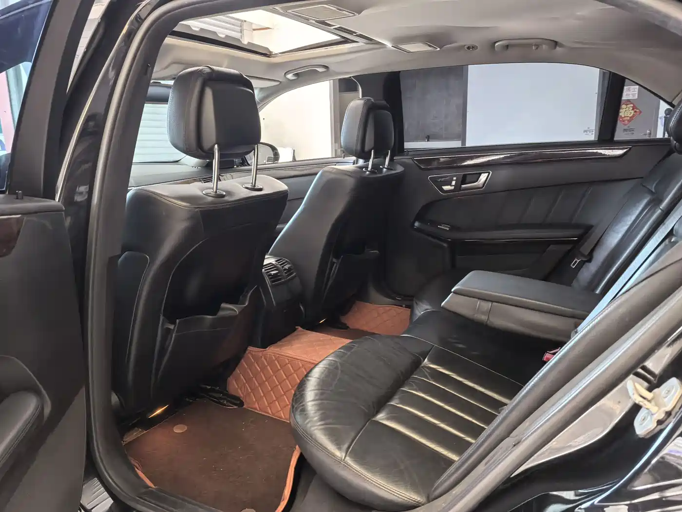 Mercedes-Benz E-Class 2013 E 300 L Fashion Luxury фото 10