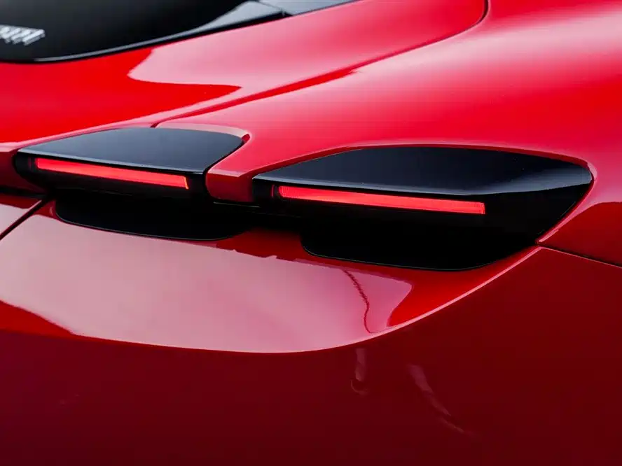 Photo 7 - Ferrari Roma