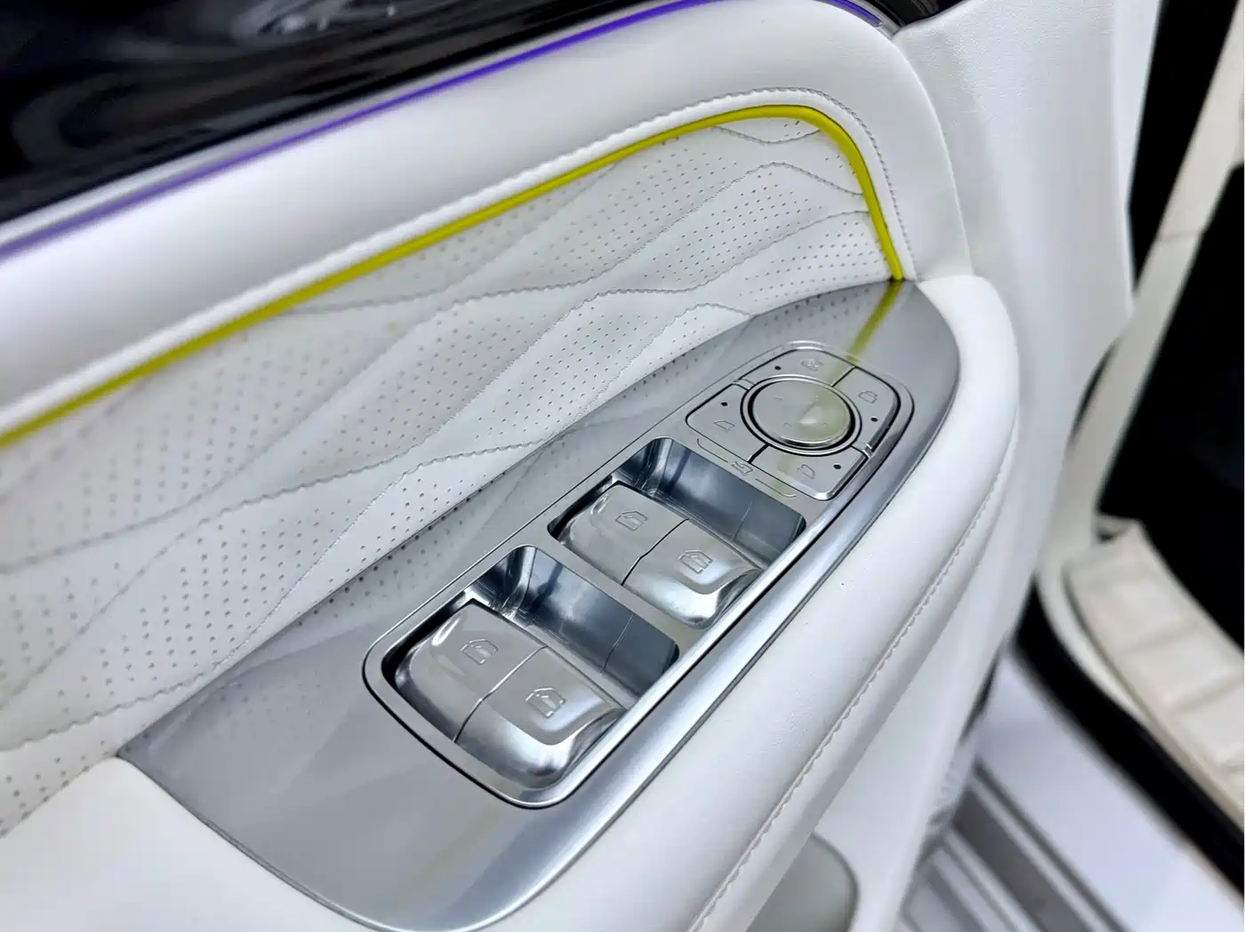 TANK CO CREATION TANK 300