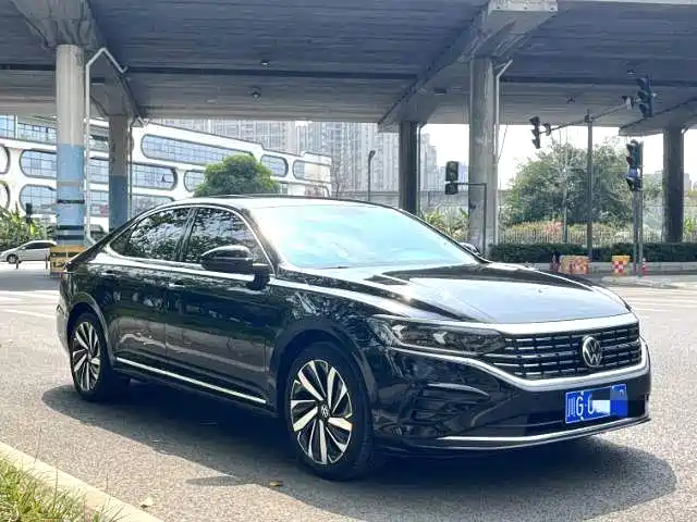 Volkswagen Passat 2022 330TSI Elite Edition фото 3