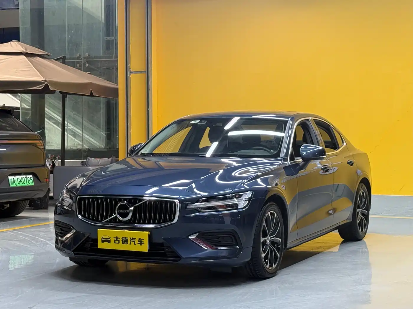 Volvo S60 2022 B4 Smart Comfort Luxury Edition