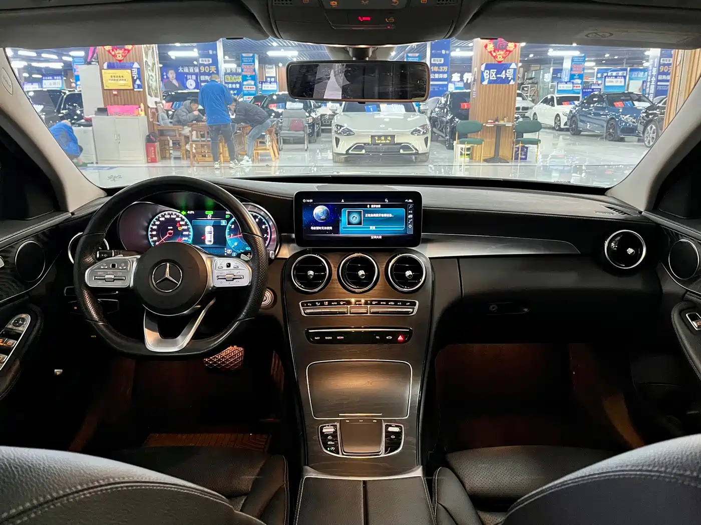 Mercedes-Benz C-Class 2020 C 260 L Sport фото 11