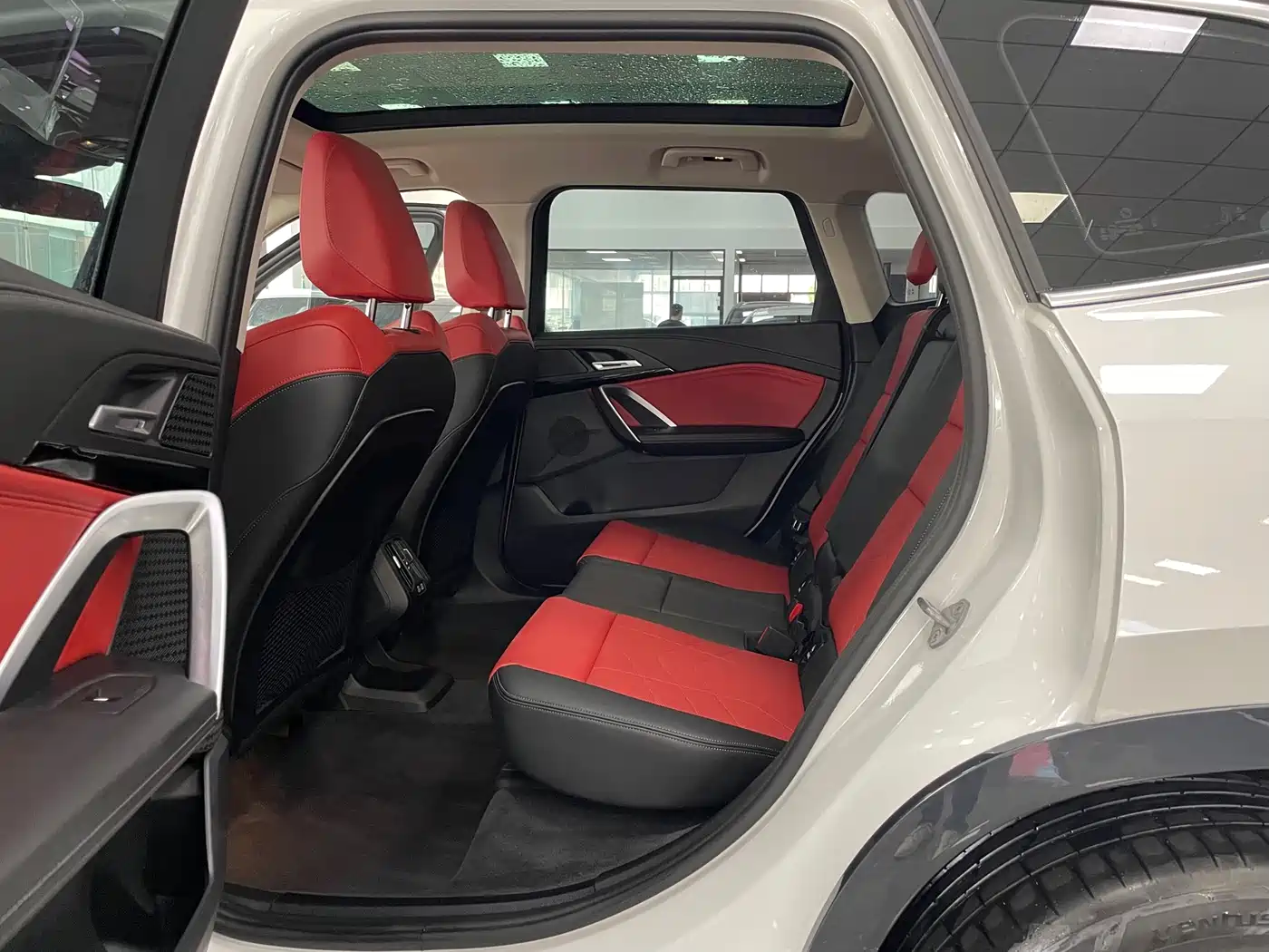BMW X1 2023 sDrive20Li X Design Package фото 6