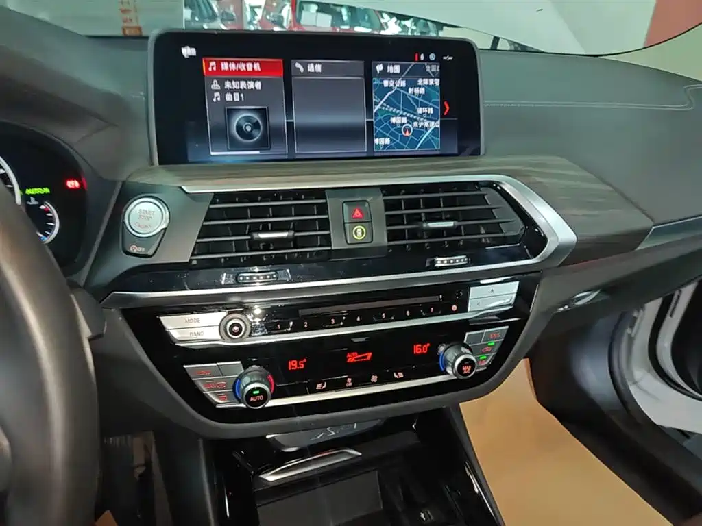 BMW X3 2018 xDrive28i Luxury Package China VI фото 13