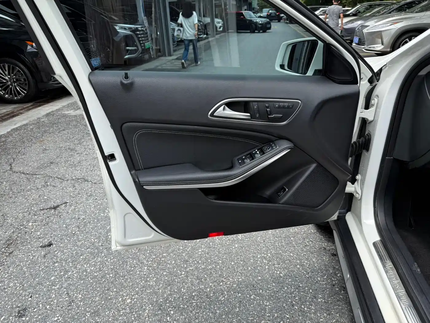 Mercedes-Benz GLA 2016 GLA 220 4MATIC Luxury фото 10